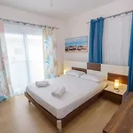Villa Hubstay - Blue Harmony In Protaras - 5 Min Walk To The *