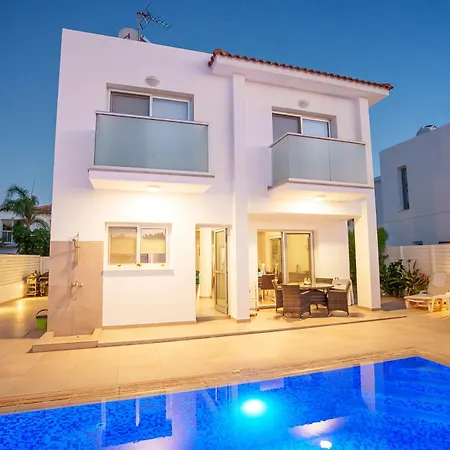 Hubstay - Blue Harmony In Protaras - 5 Min Walk To The *