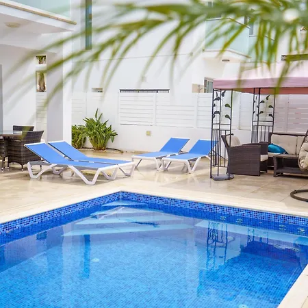 Vilă Hubstay - Blue Harmony In Protaras - 5 Min Walk To The *