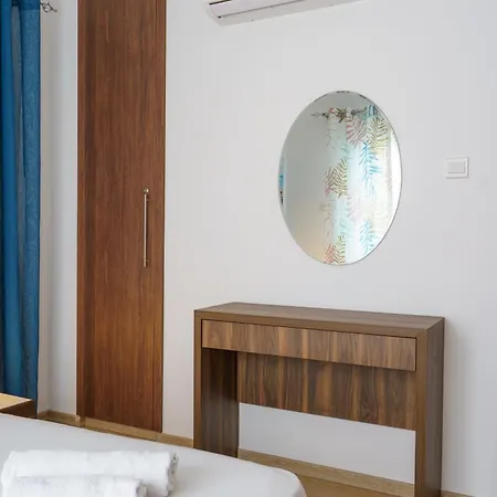 Villa Hubstay - Blue Harmony In Protaras - 5 Min Walk To The