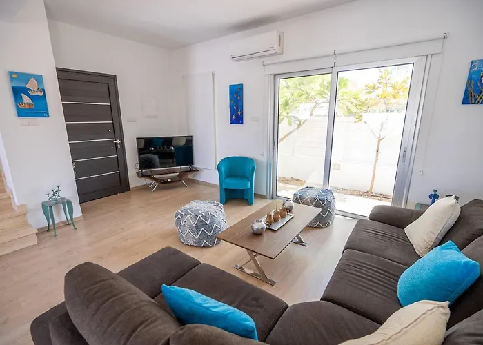 Villa Hubstay - Blue Harmony In Protaras - 5 Min Walk To The
