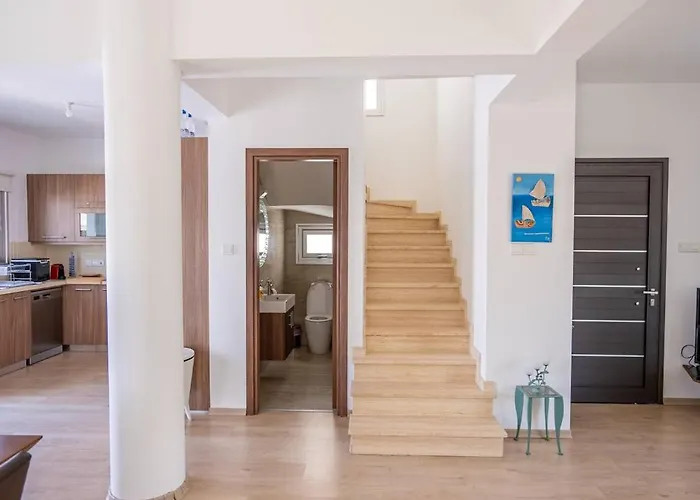 Hubstay - Blue Harmony In Protaras - 5 Min Walk To The Villa
