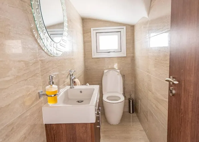 Hubstay - Blue Harmony In Protaras - 5 Min Walk To The Paralimni